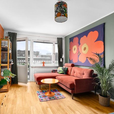 Wehost Spacious Traveller'S Hq Above Metro @Vilhonvuorenkuja 16 Apartamento Helsínquia Exterior foto