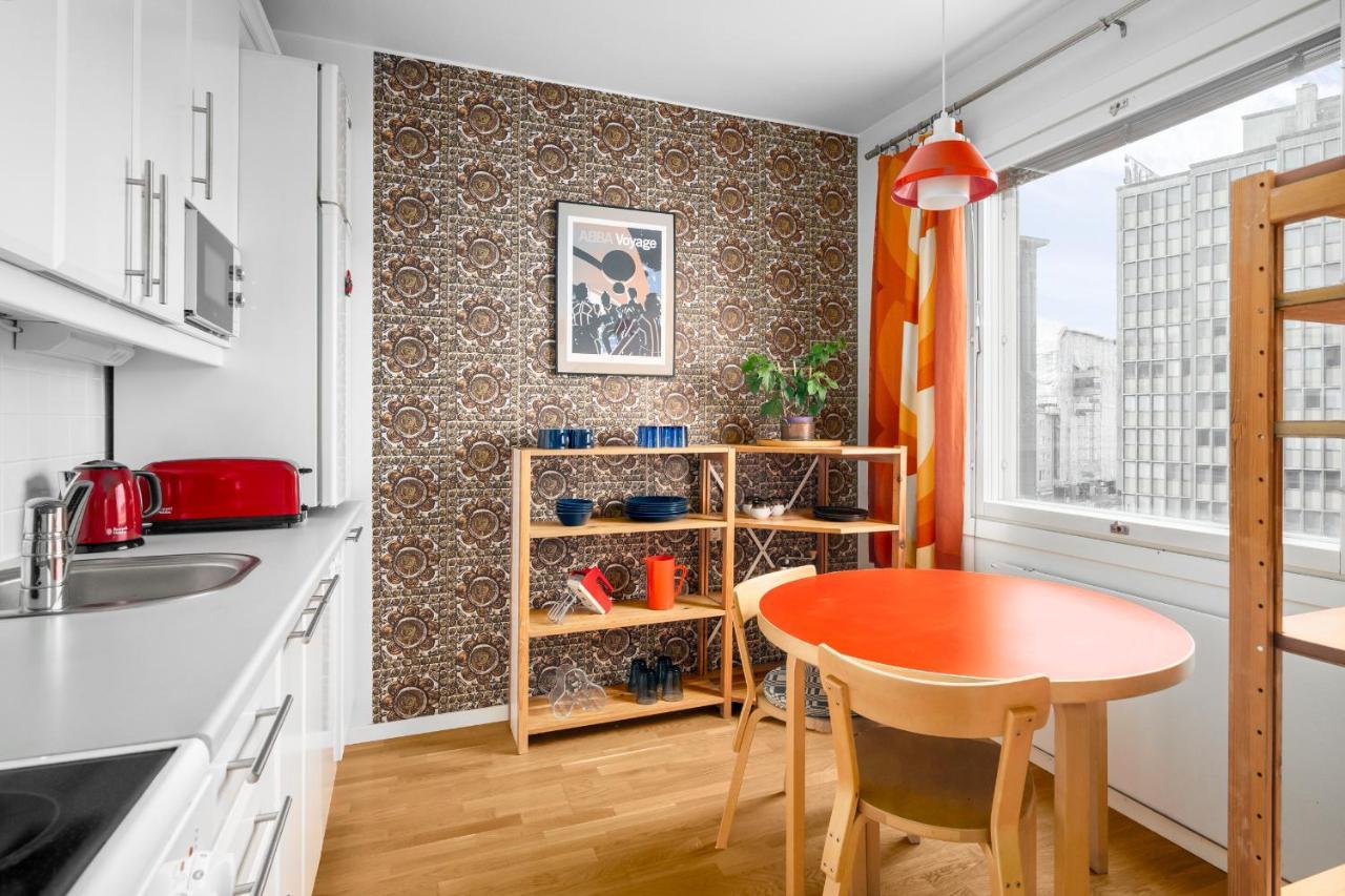 Wehost Spacious Traveller'S Hq Above Metro @Vilhonvuorenkuja 16 Apartamento Helsínquia Exterior foto