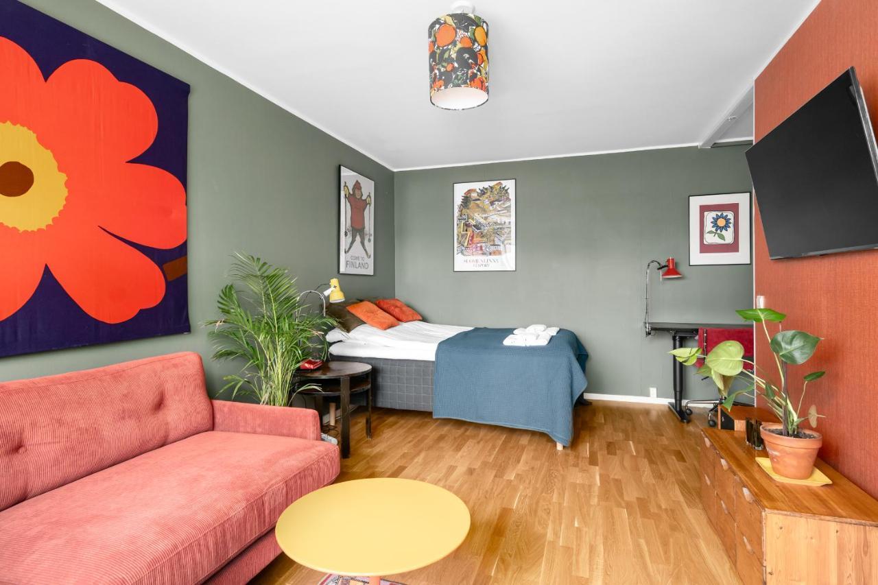 Wehost Spacious Traveller'S Hq Above Metro @Vilhonvuorenkuja 16 Apartamento Helsínquia Exterior foto
