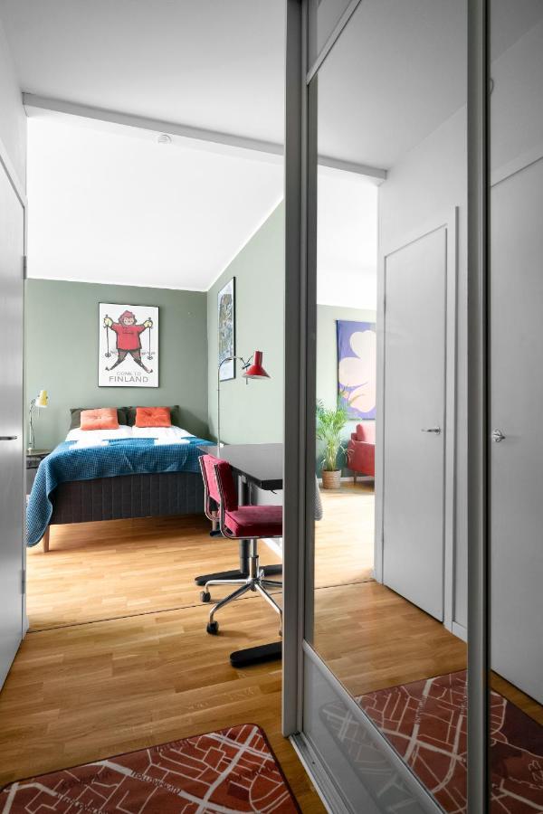 Wehost Spacious Traveller'S Hq Above Metro @Vilhonvuorenkuja 16 Apartamento Helsínquia Exterior foto