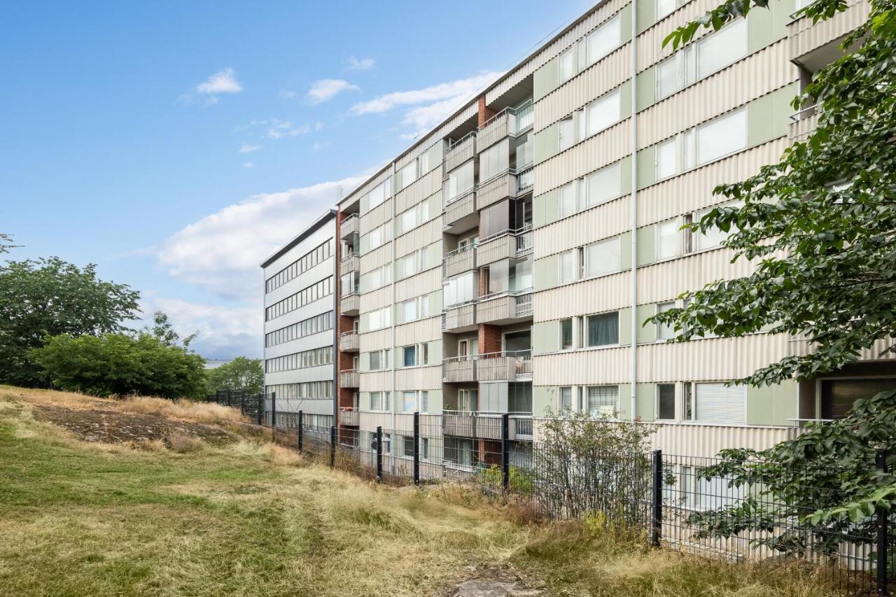 Wehost Spacious Traveller'S Hq Above Metro @Vilhonvuorenkuja 16 Apartamento Helsínquia Exterior foto